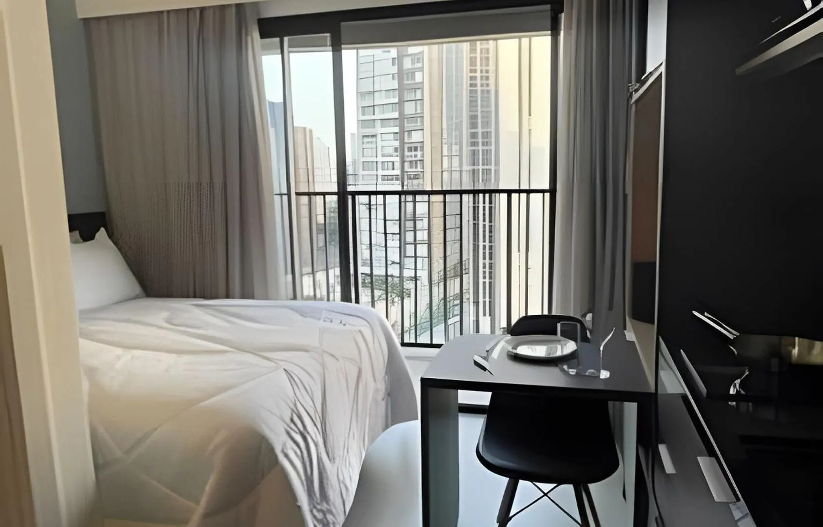 Studio Compacto Prox Sirio 909 São Paulo